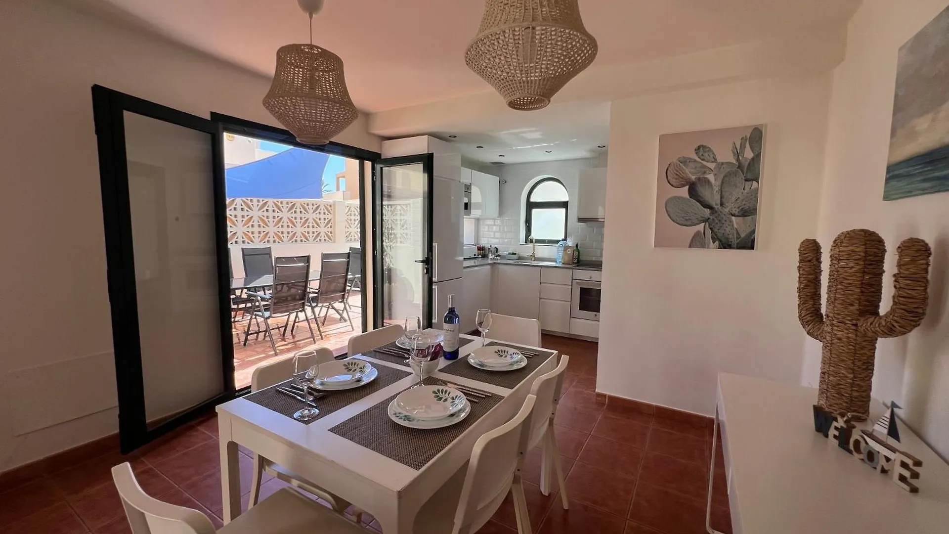 Villa Olympia House Lovely, Close To Town And Beaches With Private Pool & Fast Wifi Corralejo